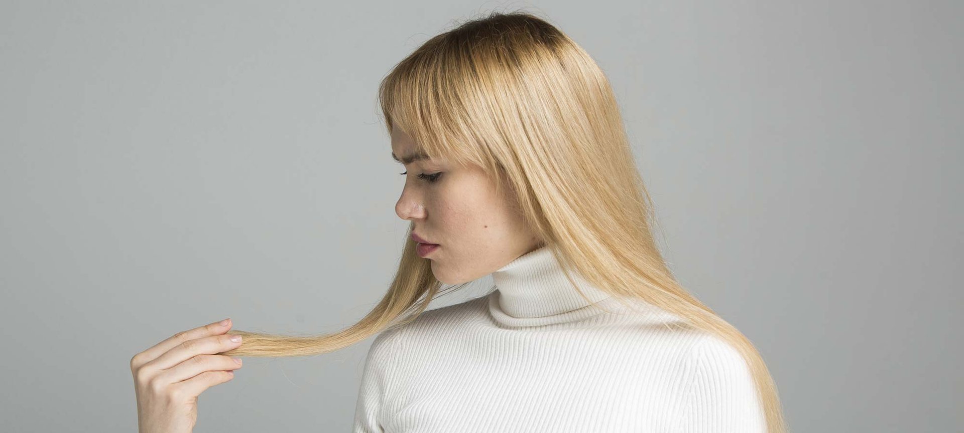 Para quitarte el amarillo del pelo necesitas una gama de productos capilares de confianza como Elvive Color-Vive Violeta de L’Oréal Paris.